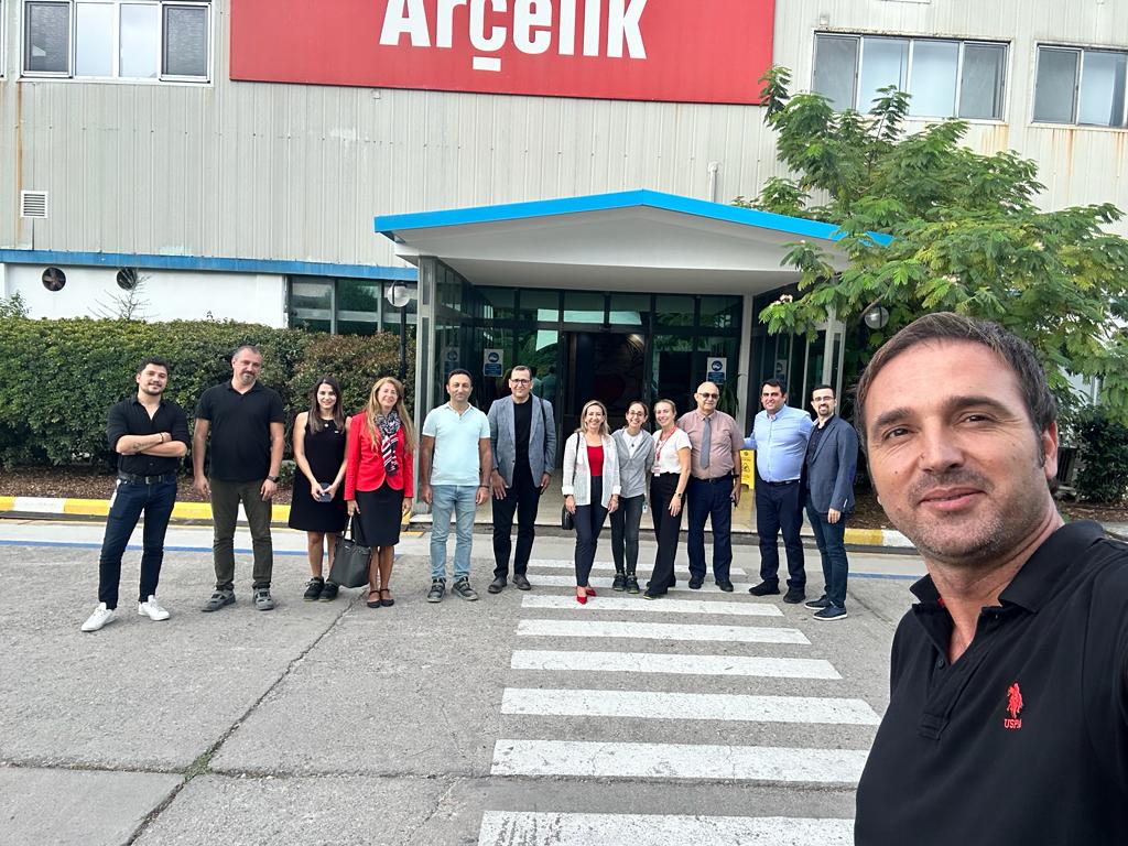 Arçelik Buzdolabı ve Çamaşır Makinası Manisa İşletmesi'ne firma ziyareti yapılmıştır. Arçelik Buzdolabı ve Çamaşır Makinası Manisa İşletmesi'ne firma ziyareti yapılmıştır.