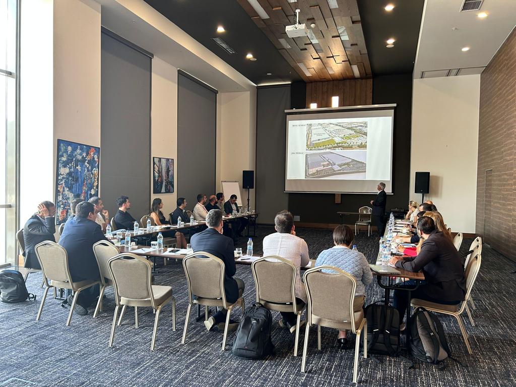 Arçelik Buzdolabı ve Çamaşır Makinası Manisa İşletmesi'ne firma ziyareti yapılmıştır. Arçelik Buzdolabı ve Çamaşır Makinası Manisa İşletmesi'ne firma ziyareti yapılmıştır.