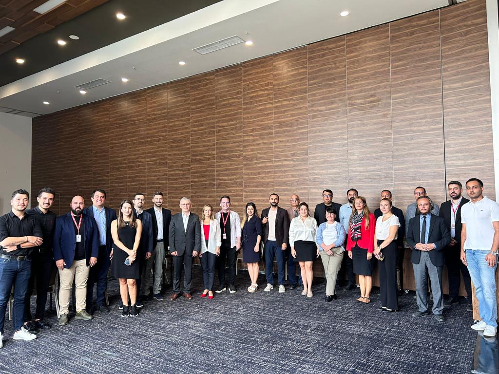 Arçelik Buzdolabı ve Çamaşır Makinası Manisa İşletmesi'ne firma ziyareti yapılmıştır. Arçelik Buzdolabı ve Çamaşır Makinası Manisa İşletmesi'ne firma ziyareti yapılmıştır.